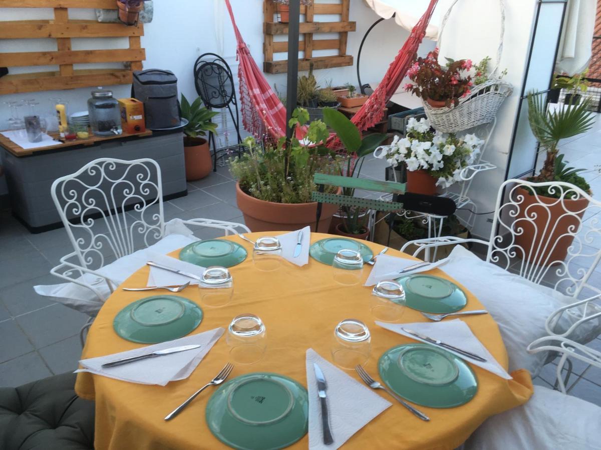 Charming Home With Private Terrace,Heart Of Малага Екстер'єр фото